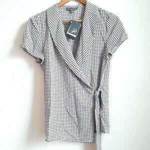 Adrianna Papell black & white patterned blouse, size: Small